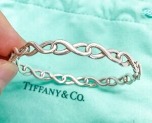 Tiffany & Co. Infinity Bangle Bracelet Sterling Silver 7.5" w/ Pouch